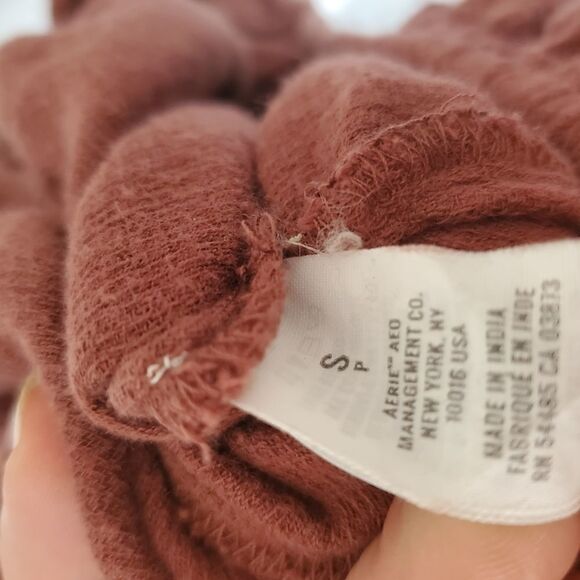 Aerie cold shoulder romper - Picture 2 of 11